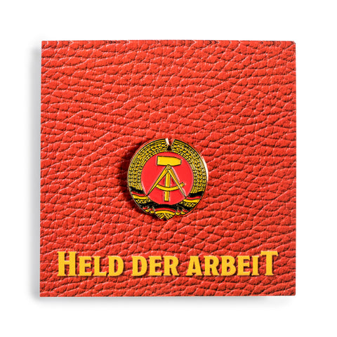 Pin »Held der Arbeit«